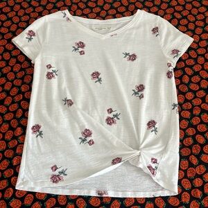 Abercrombie kids size 13/14 short sleeve tshirt w/ front knot,flower print,used